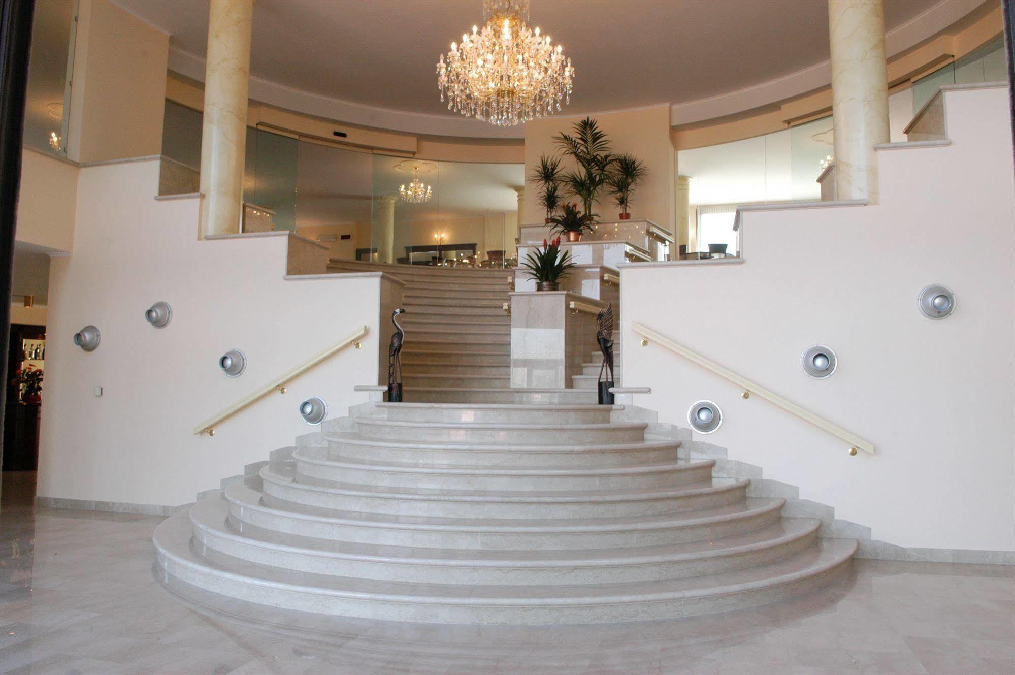 Pilgrim'S Hotel Cicognolo Ngoại thất bức ảnh