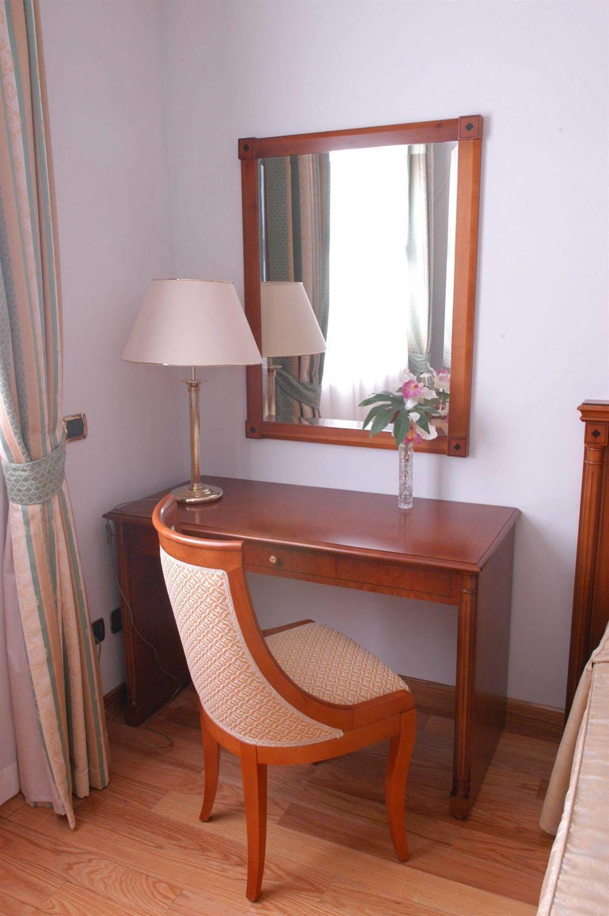 Pilgrim'S Hotel Cicognolo Ngoại thất bức ảnh