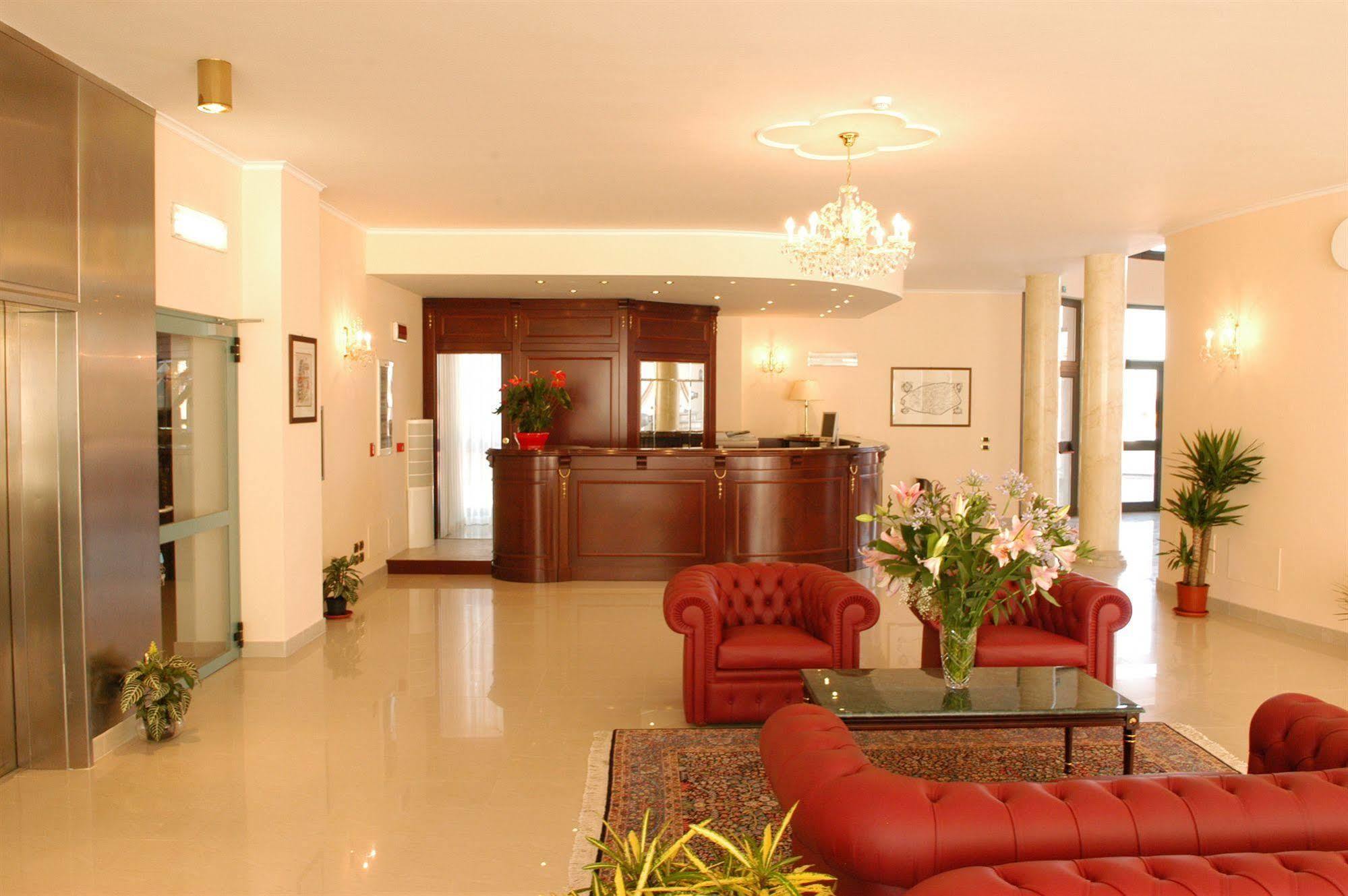 Pilgrim'S Hotel Cicognolo Ngoại thất bức ảnh