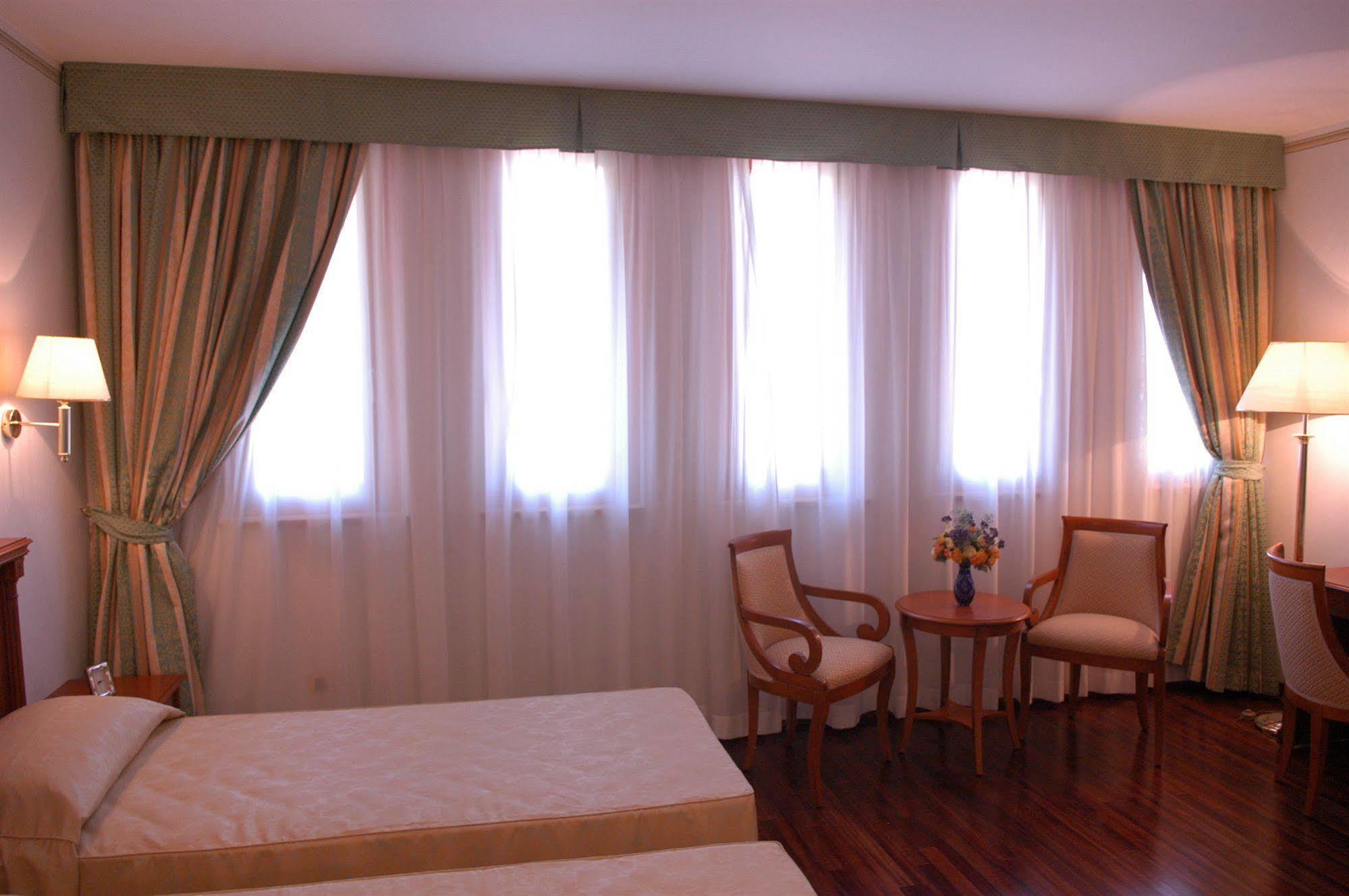 Pilgrim'S Hotel Cicognolo Ngoại thất bức ảnh
